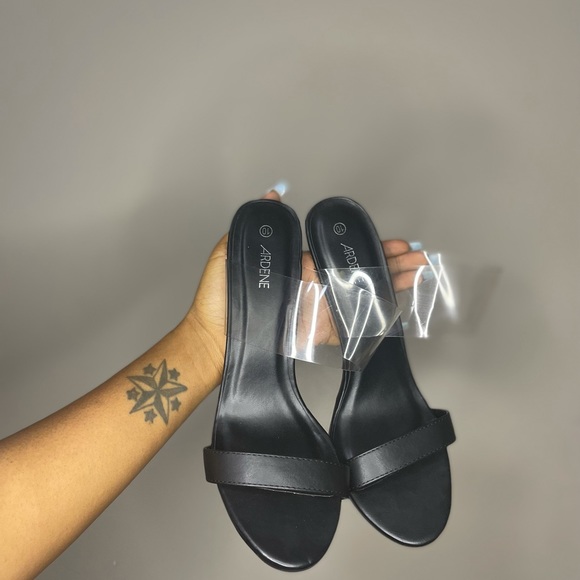 Arden shoes - Picture 2 of 2